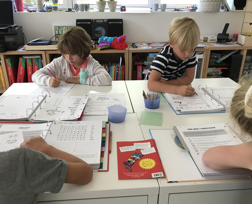 Undervisning i mini-skolen